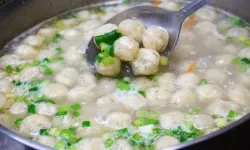 Салат Куриный суп с сырными шариками